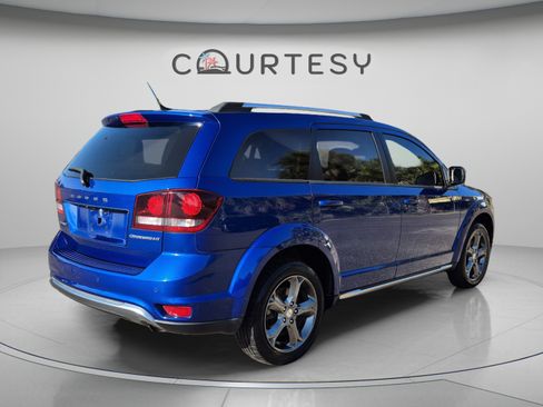 Used 2015 Dodge Journey Crossroad w/ Flexible Seating Group FWD image 5