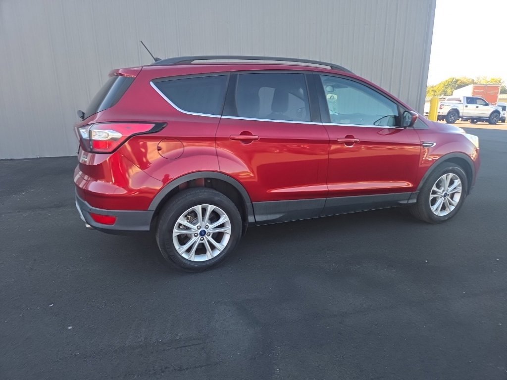 Used 2018 Ford Escape SEL FWD image 16