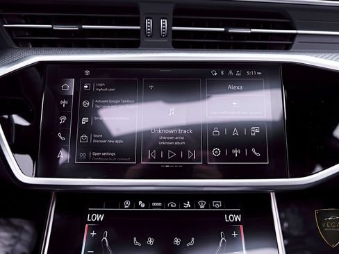 Used 2024 Audi RS 7 Performance AWD/4WD image 97