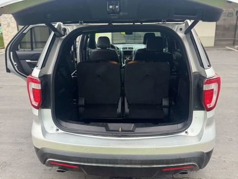Used 2016 Ford Explorer Limited image 35