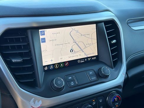 Used 2023 GMC Acadia SLT image 25