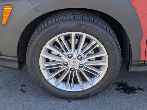 Certified 2021 Hyundai Kona SEL Plus AWD/4WD image 13