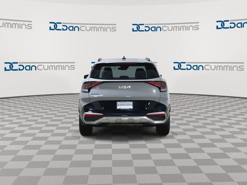 Used 2024 Kia Sportage SX image 7