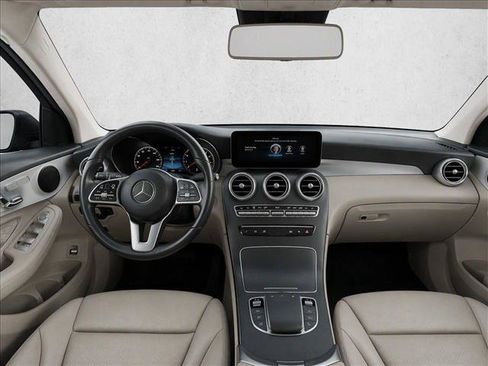 Certified 2022 Mercedes-Benz GLC 300 image 30
