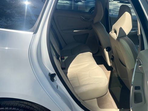 Used 2013 Volvo XC60 3.2 FWD image 16