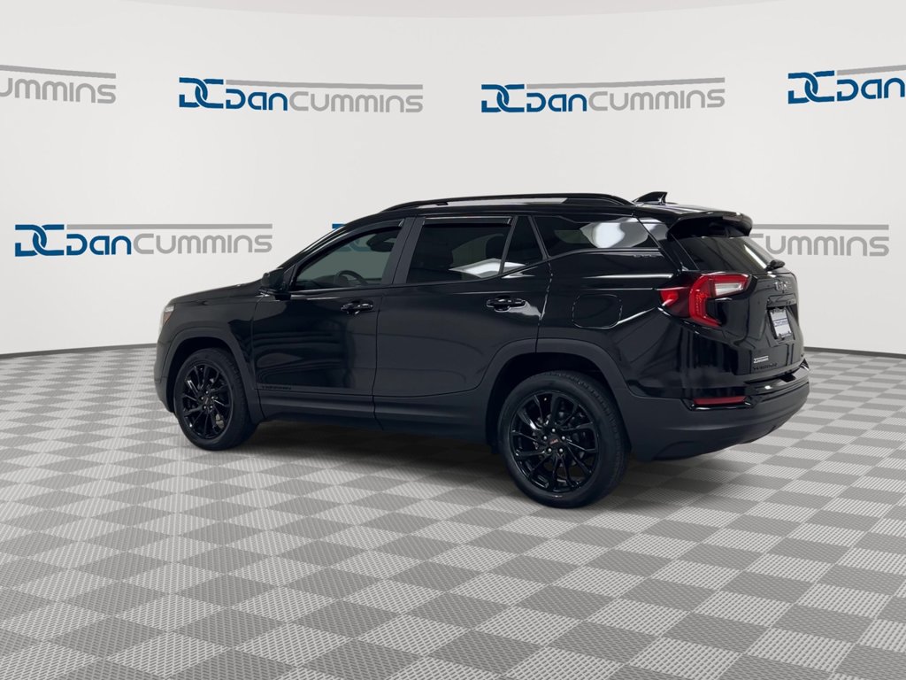 Used 2024 GMC Terrain SLE w/ Driver Convenience Package AWD/4WD image 6