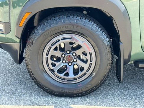 Used 2025 Nissan Frontier Pro-X RWD image 11