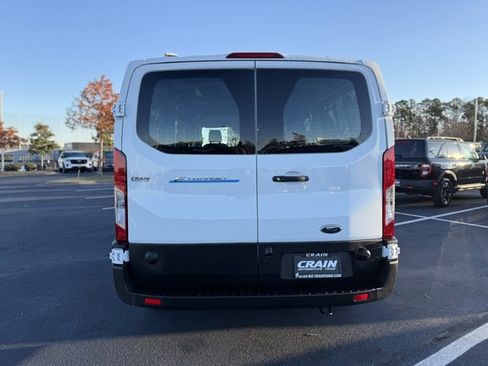 New 2024 Ford E-Transit Low Roof image 6
