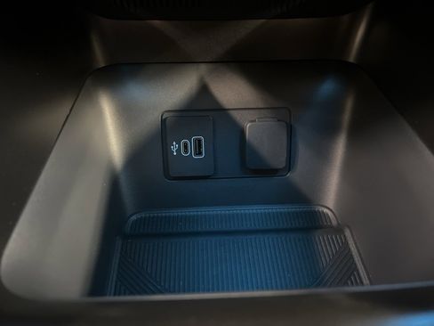 New 2026 Ford Explorer ST-Line w/ ST-Line Street Pack image 15