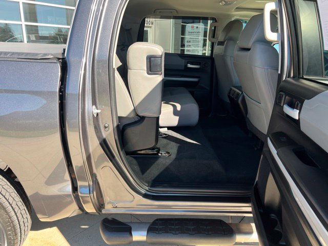 Used 2021 Toyota Tundra Limited w/ Limited Premium Package AWD/4WD image 32