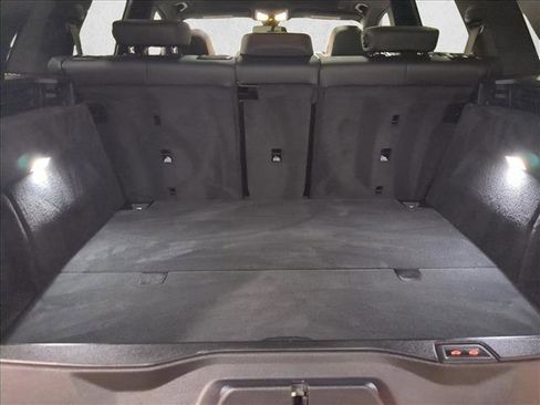 Used 2022 BMW X5 xDrive45e image 6