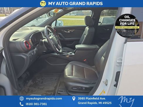 Used 2019 Chevrolet Blazer RS image 16