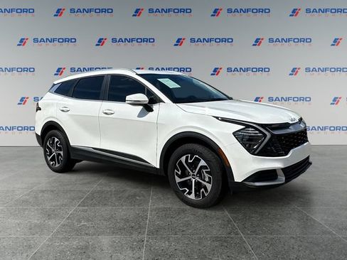 Used 2025 Kia Sportage EX AWD/4WD image 7