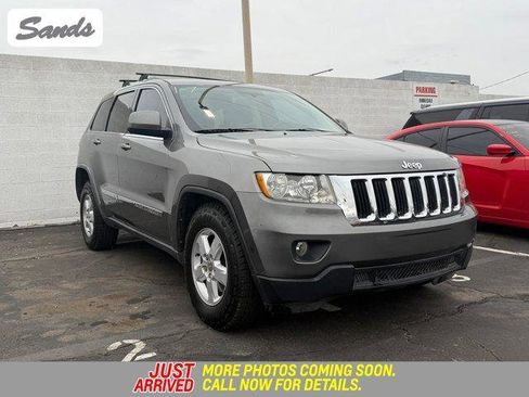 Used 2012 Jeep Grand Cherokee Laredo w/ Laredo E Group image 1