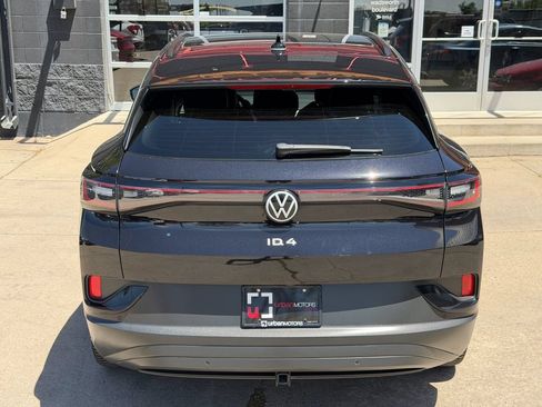 Used 2023 Volkswagen ID.4 Pro S AWD/4WD image 10