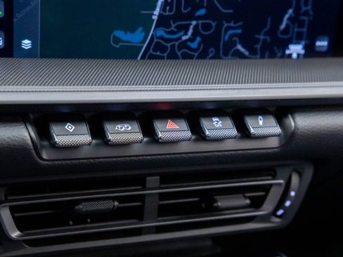 Certified 2023 Porsche 911 Carrera image 24