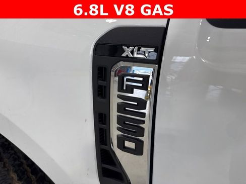 New 2025 Ford F250 XLT image 3