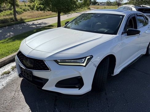 Used 2023 Acura TLX SH-AWD w/ Advance Package image 2
