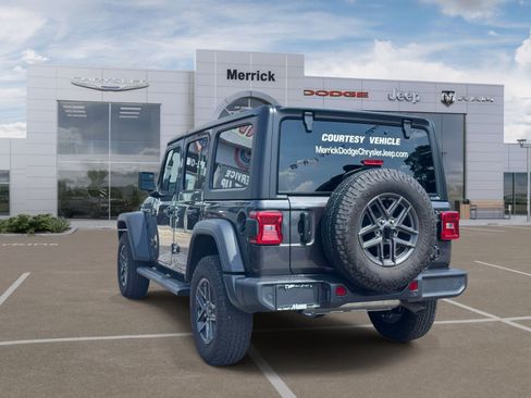Used 2024 Jeep Wrangler Unlimited Sport AWD/4WD image 8