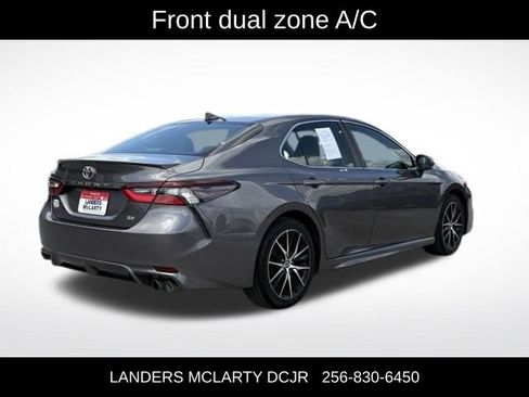 Used 2024 Toyota Camry SE FWD image 13