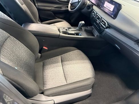 Used 2026 Nissan Sentra SV w/ Floor Mat Package FWD image 11