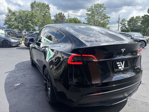 Used 2022 Tesla Model Y Performance AWD/4WD image 7