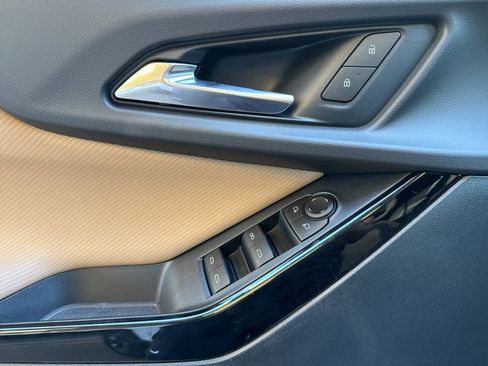 New 2026 Chevrolet Equinox ACTIV w/ LPO, Floor Liner Package image 10