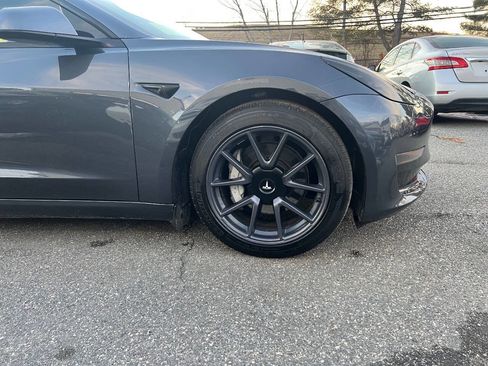 Used 2021 Tesla Model 3 Long Range image 35