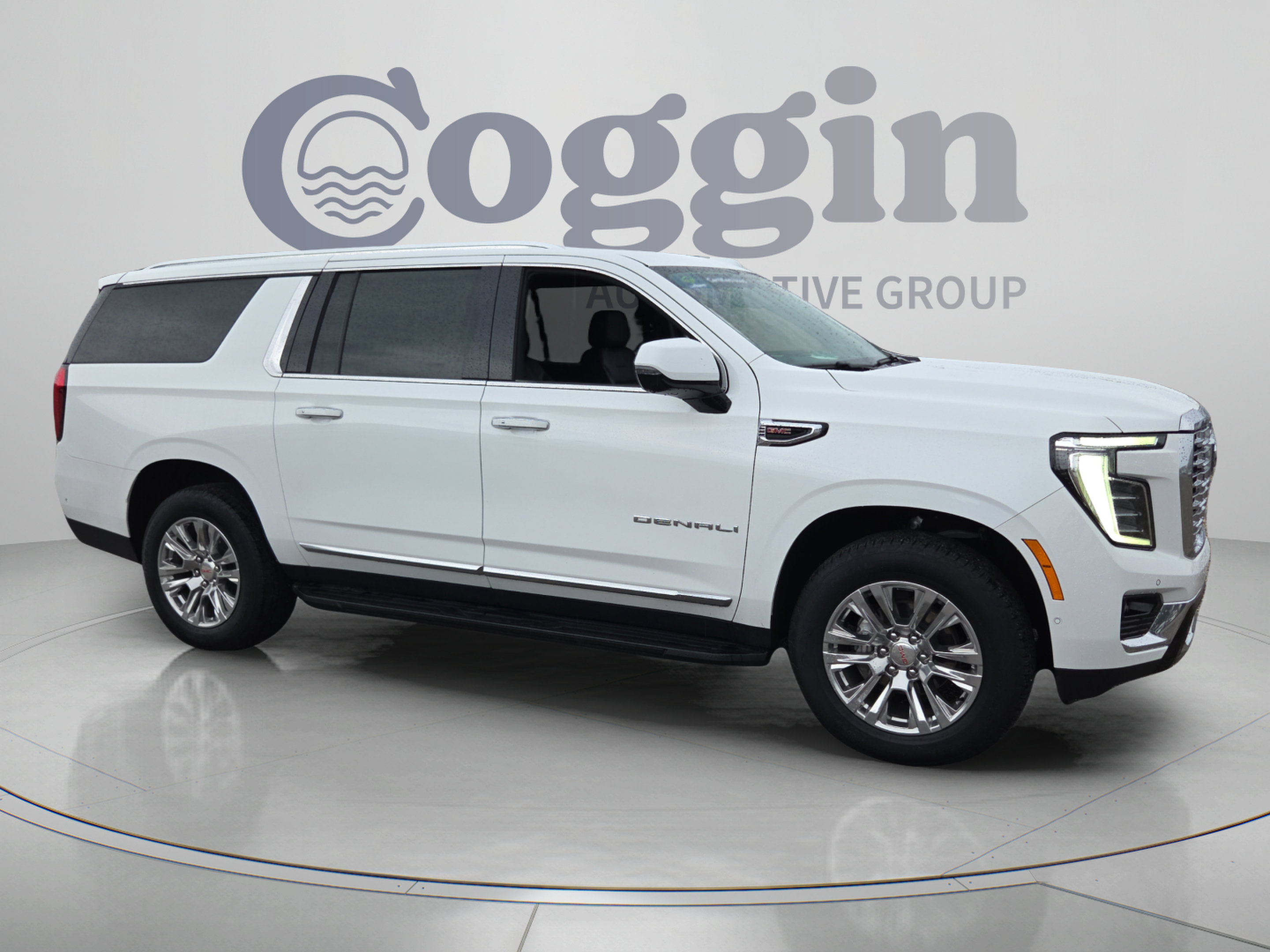 Used 2025 GMC Yukon XL Denali AWD/4WD image 7