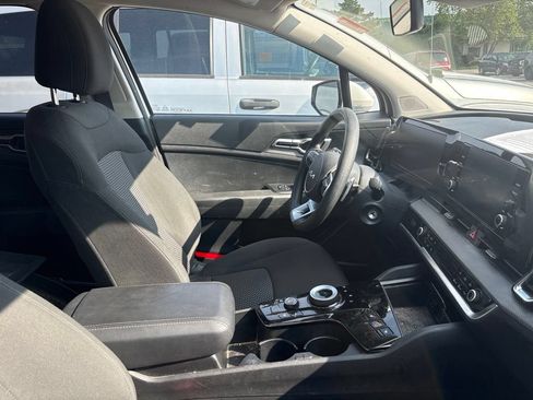 Certified 2023 Kia Sportage LX AWD/4WD image 25
