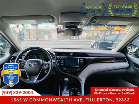 Used 2020 Toyota Camry LE image 29