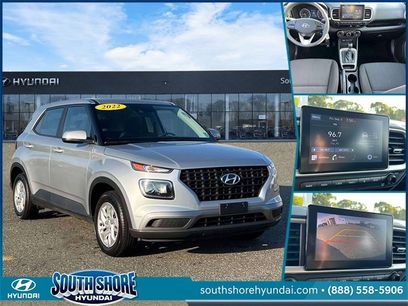 Certified 2022 Hyundai Venue SE