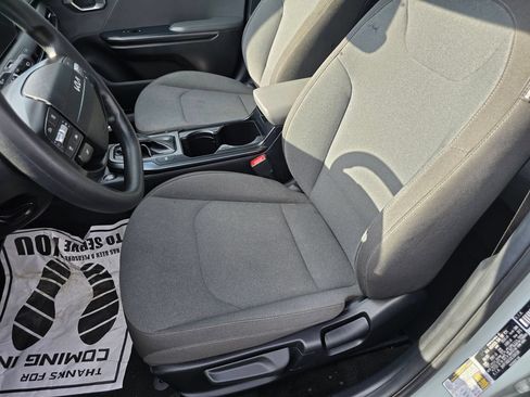 Used 2025 Kia K4 FWD image 14