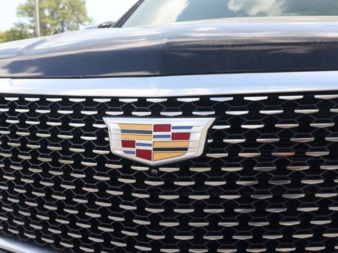 Used 2023 Cadillac Escalade ESV Premium Luxury AWD/4WD image 27