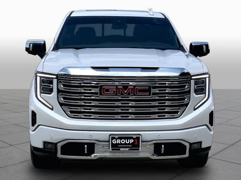Used 2023 GMC Sierra 1500 Denali w/ Denali Reserve Package AWD/4WD image 3