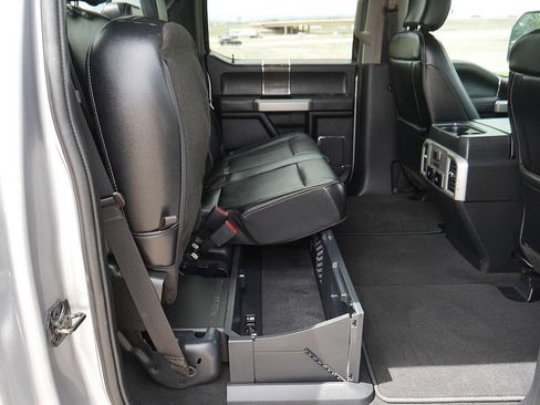 Used 2021 Ford F250 Lariat w/ Lariat Ultimate Package AWD/4WD image 56