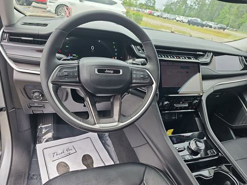 Used 2022 Jeep Grand Cherokee Limited 4xe AWD/4WD image 21