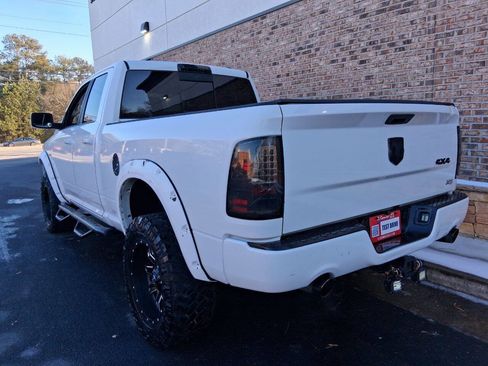 Used 2010 Dodge Ram 1500 Truck Sport image 3