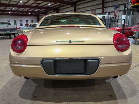 Used 2005 Ford Thunderbird RWD image 37