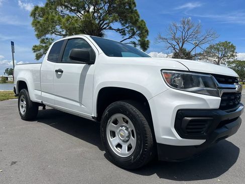 Used 2022 Chevrolet Colorado W/T w/ WT Convenience Package RWD image 4