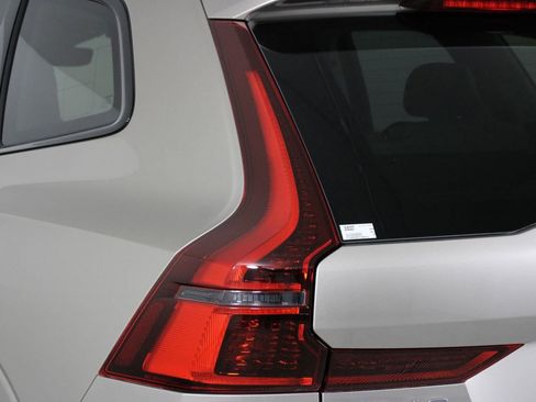 New 2026 Volvo XC60 T8 Ultra w/ Protection Package Premier image 15