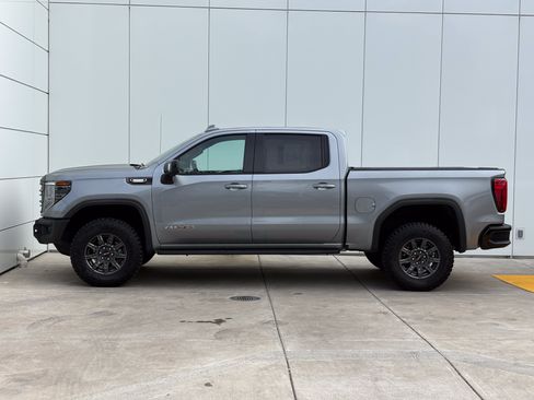 Used 2025 GMC Sierra 1500 AT4X AWD/4WD image 4