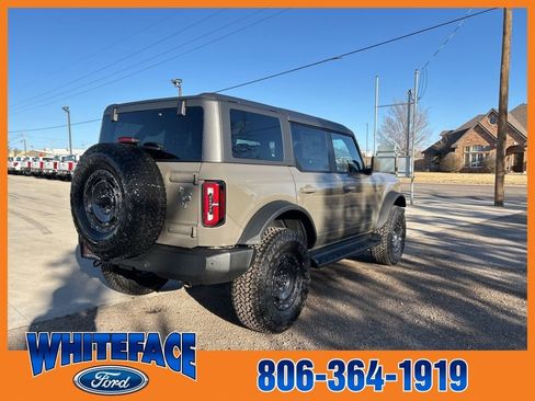 New 2025 Ford Bronco Outer Banks w/ Sasquatch Package image 6
