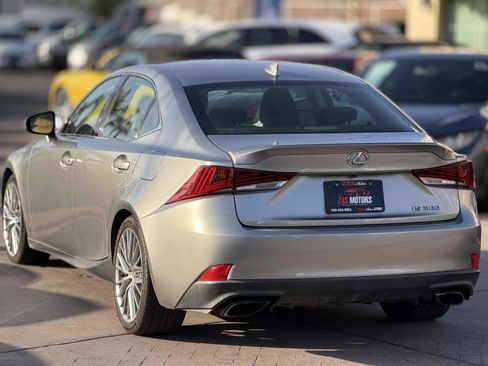 Used 2018 Lexus IS 300 w/ Accessory Package 2 RWD image 7