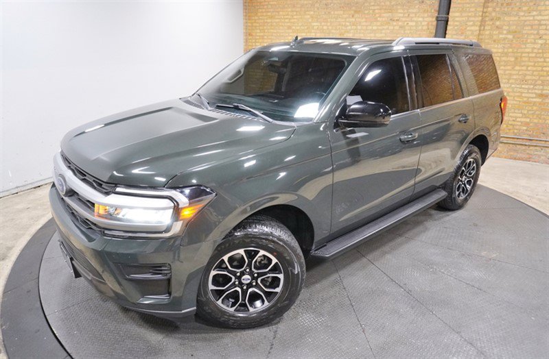 Used 2022 Ford Expedition XL AWD/4WD image 2