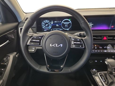 Certified 2026 Kia Seltos SX AWD/4WD image 12