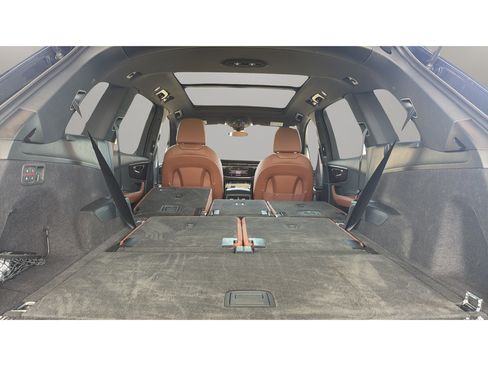 Used 2023 Audi Q7 2.0T Premium w/ Convenience Package AWD/4WD image 18