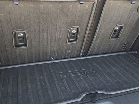 Used 2023 Nissan Pathfinder Platinum FWD image 20