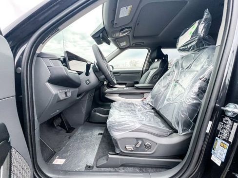 New 2026 Kia EV9 Wind image 17