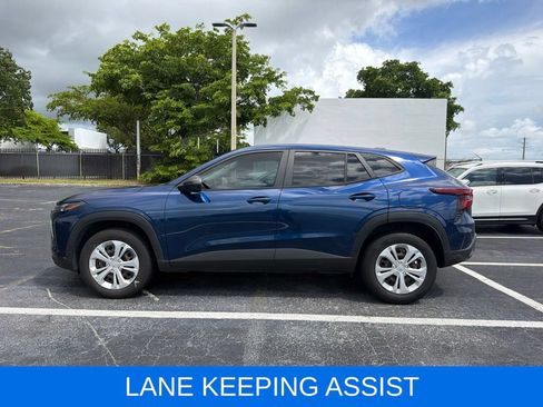 Used 2024 Chevrolet Trax LS FWD image 4